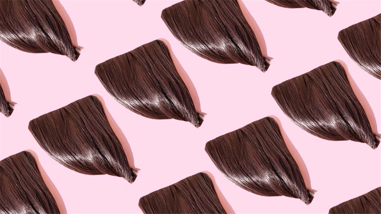 How to Choose the Best Hair Extensions for Your Clients